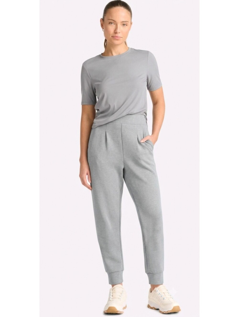 Avia Woman's Gray Scuba Knit Pleat Joggers with Pockets
